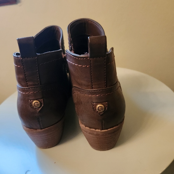 G by GUESS¿ ankle booties brown leather like new sz 6 - Picture 7 of 8